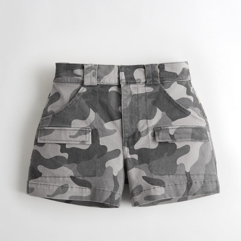 Hollister Classic Stretch Mom Short